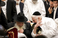 7 - Simchat Torah with Rav Katz (Photos by Elisha Grosberg)